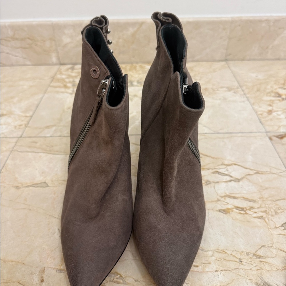 Elegant Brown Ankle Boots
